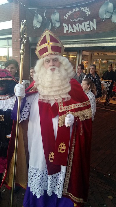 Sinterklaas modern full length 